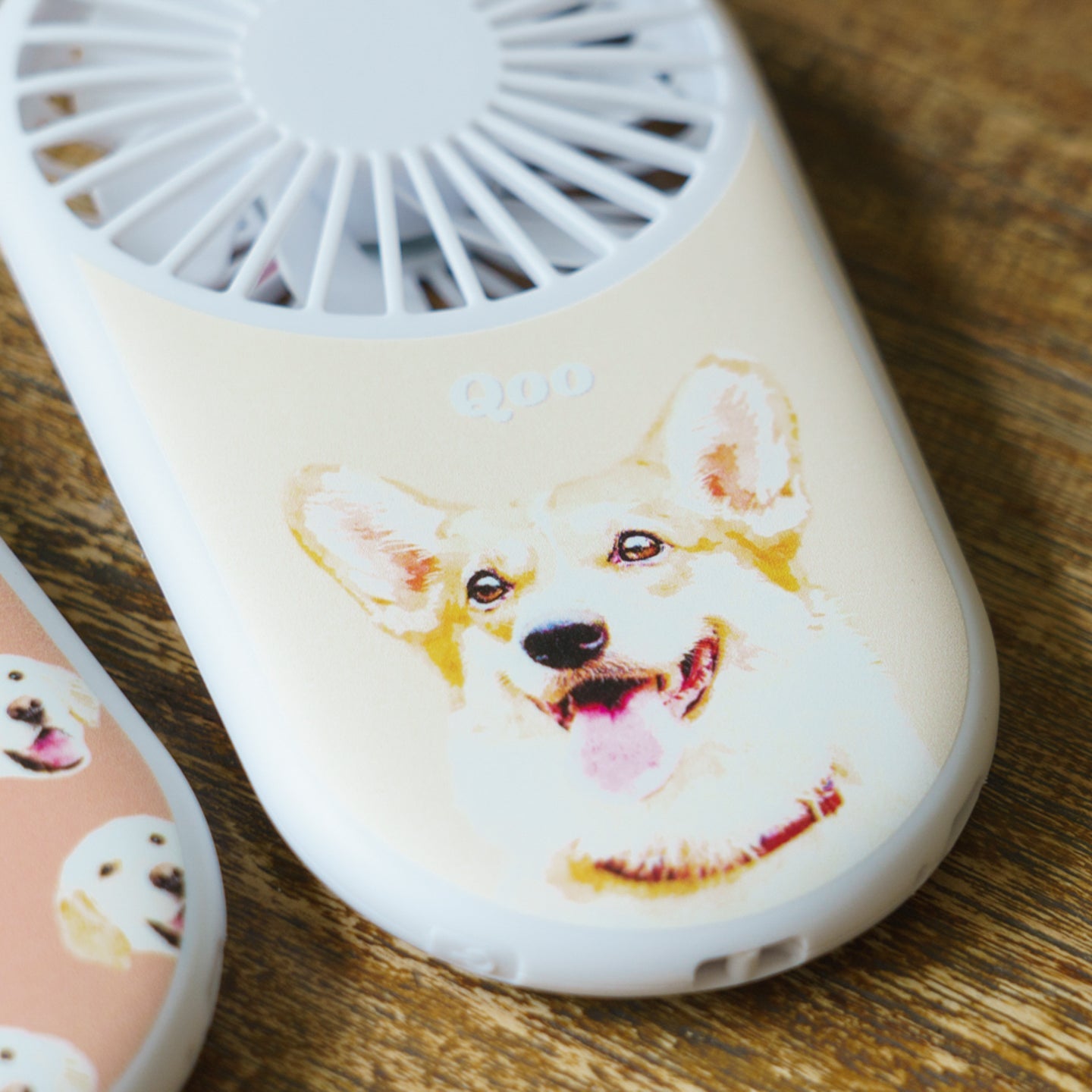 ペットの写真でオリジナルハンディファン (似顔絵ハンディファン) - うちの子グッズ Qoo │ ペットの写真を送るだけオリジナルうちの子グッズなら