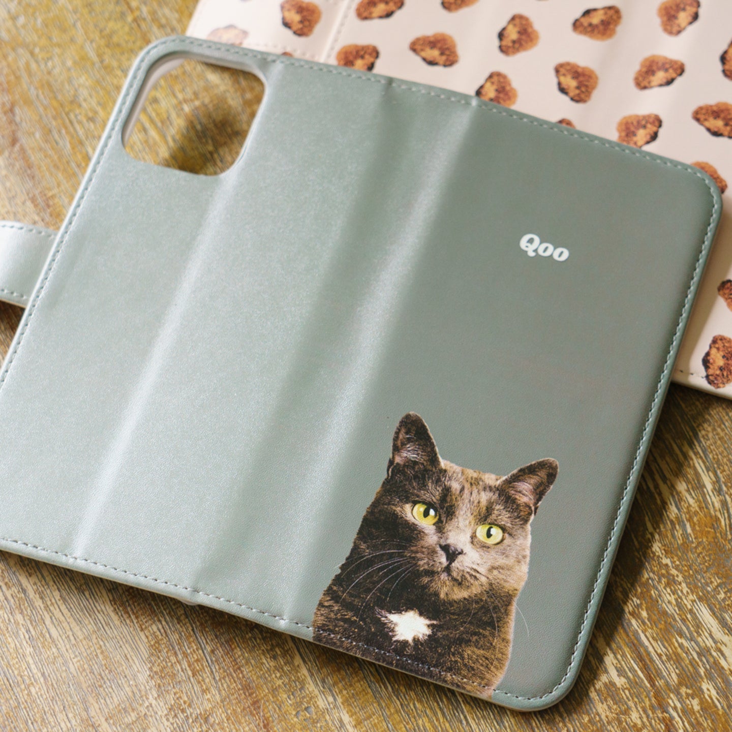 ペットの写真でオリジナルスマホケース (似顔絵スマホケース) - うちの子グッズ Qoo │ ペットの写真を送るだけオリジナルうちの子グッズなら