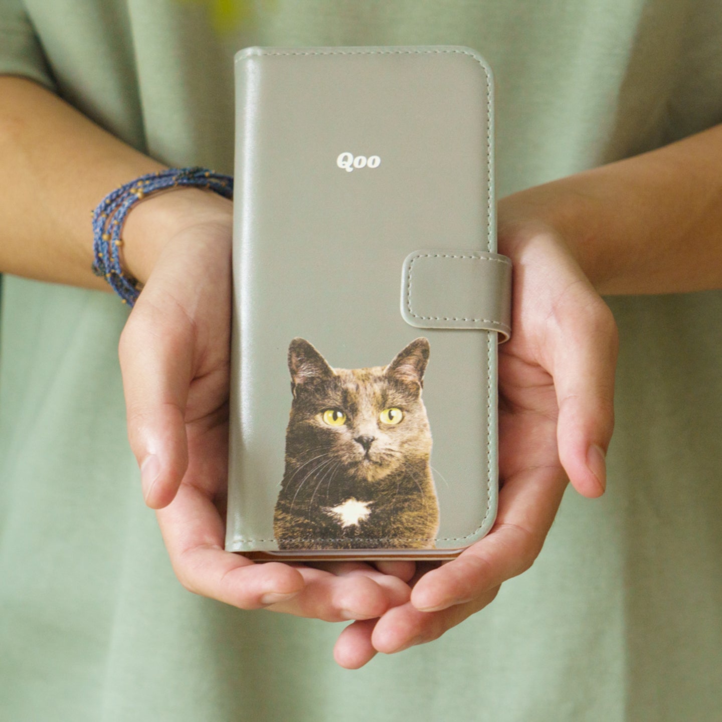 ペットの写真でオリジナルスマホケース (似顔絵スマホケース) - うちの子グッズ Qoo │ ペットの写真を送るだけオリジナルうちの子グッズなら